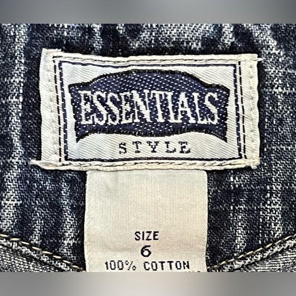 Essentials Style Blue Jean Shorts - Size 6 - Picture 5 of 6